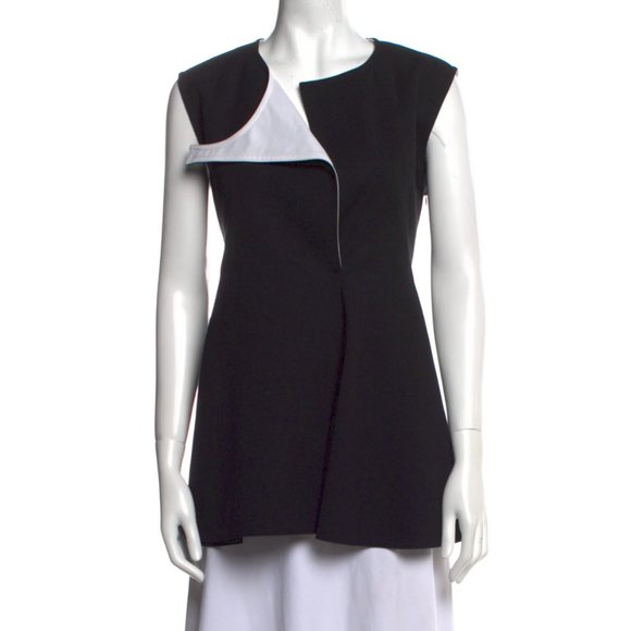 Pre Fall 2017 Peplum Tank with Flap - Picture 3 of 5